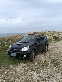 TOYOTA RAV - 2.0 TDI D-4D del 2005 – ISCRITTA ASI