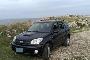 TOYOTA RAV - 2.0 TDI D-4D del 2005 – ISCRITTA ASI