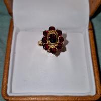anello Oro18kt con granati naturali 