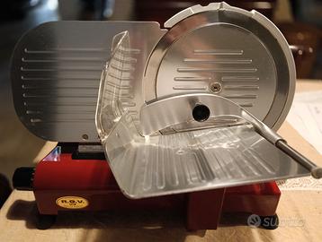 Affettatrice R.G.V. vintage rossa 