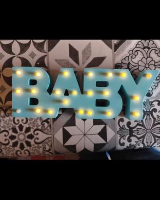 Simpatica scritta/insegna luminosa a LED "BABY" di