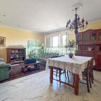 APPARTAMENTO SU DUE LIVELLI CON GIARDINO - VIA ANG