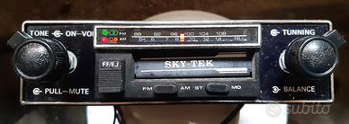 Autoradio antica per auto d'epoca 