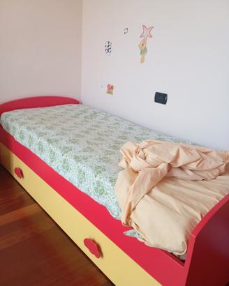 letto singolo con secondo letto 