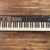 KORG X5