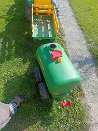 trattore elettrico con 2 rimorchi John deere 