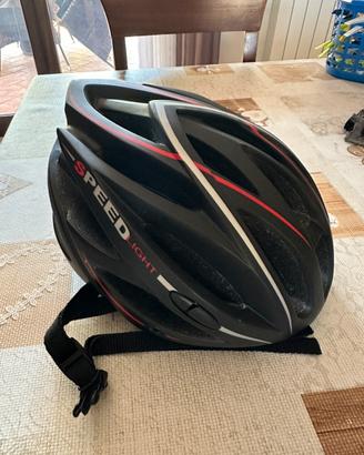 Casco per bici o monopattino