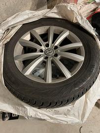 4 cerchioni + gomme invernali  R17 per Tiguan