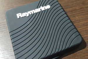 Raymarine P70
