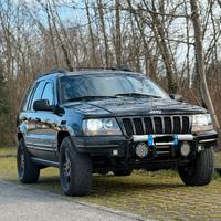 Jeep 4.7 V8