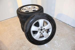 n.4 pneumatici Nexen e Cerchi