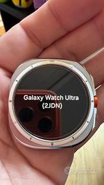 Samsung Galaxy Watch Ultra pari al nuovo