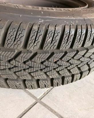 Treno di gomme DUNLOP Winter Response 2 2025