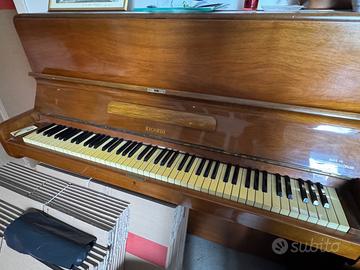 Pianoforte a muro "Ricordi"