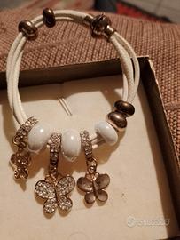 bracciale con charm 