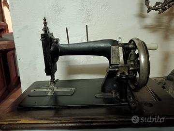 macchina da cucire a manovella