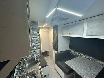 Camper mansardato Fiat ducato 2.5 disel 6 posti