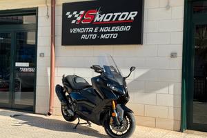 YAMAHA T-MAX 560 TECH-MAX