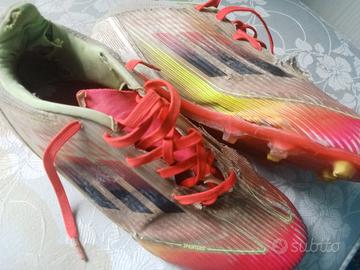 scarpe da calcio (Adidas rosse) 