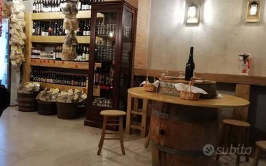 Attività / Licenza di 100 m² con 2 locali a Frosin