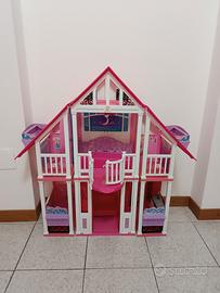 casa Barbie,camper e peluche