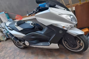 Yamaha T-Max 500 White Max Limited-Editi -trattab-
