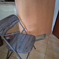 4 Sedie + tavolino richiudibili 
