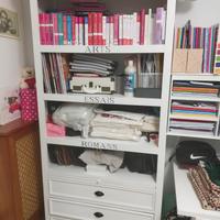 libreria con cassettiera