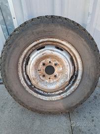 Cerchi 13' con gomme chiodate (165)