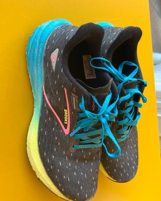 Brooks Launch 40