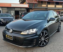 Volkswagen Golf 2.0 GTD 184 cv - TETTO 2016