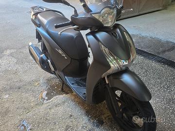 sh 125 sporty IN PERFETTE CONDIZIONI 