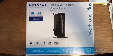 Modem Router NETGEAR Wireless-N 300 DGN2200