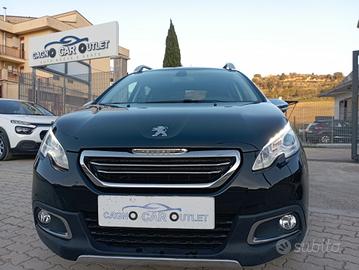 Peugeot 2008 BlueHDi 100 Allure Navi R17