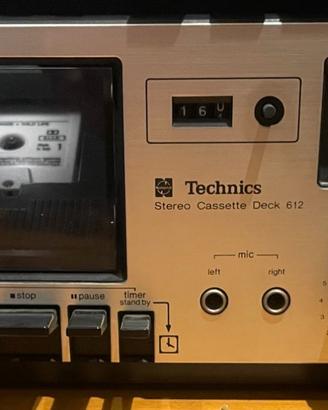 Technics vintage cassette recorder Deck 612