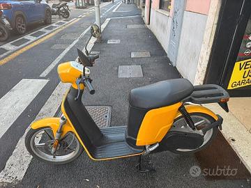 Askoll eS3 50 elettrico - 2018 - PERMUTE