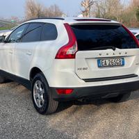 Volvo XC 60 XC60 D5 AWD Momentum