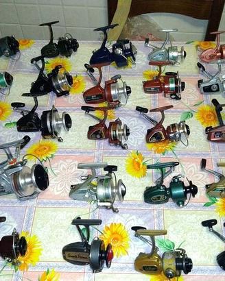 Lotto 35 vecchi mulinelli in metallo