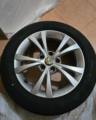 Giulietta Cerchi 16 + Gomme Pirelli usati