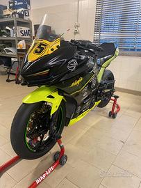 Kawasaki Ninja 400 pronto pista