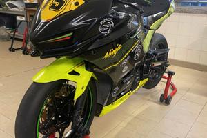 Kawasaki Ninja 400 pronto pista