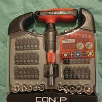 cacciavite a cricchetto con inserti