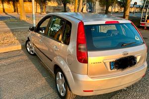 Ford fiesta 1.2 benzina