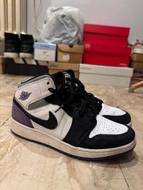 Jordan 1 Mid