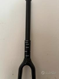 Forcella carbonio 1”pollice