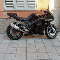 Yamaha R6