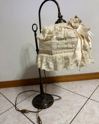 Abat- jour vintage in ottone anticato