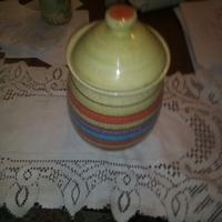 Vaso robusto colorato ceramica con coperchio