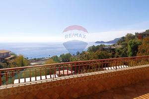 Appartamento - Letojanni