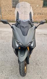 tmax 560 tech max 2021 